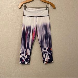 Lululemon Wunder Under Mirage Crops size 2